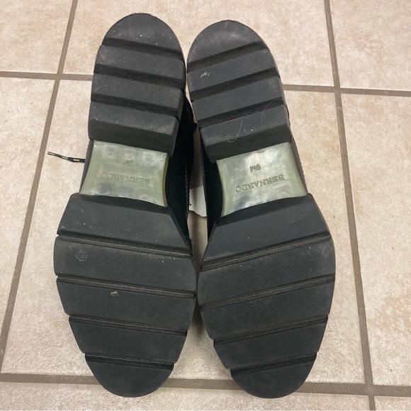 NWOB Bernardo Summit style Leather & Suede Black Lace-up Hiker Boots - Picture 9 of 13